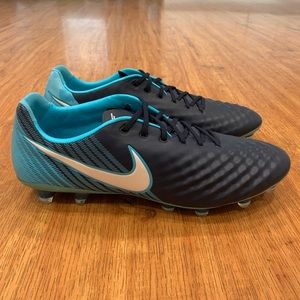 NIKE MAGISTA OPUS II FG SOCCER CLEATS SIZE 10